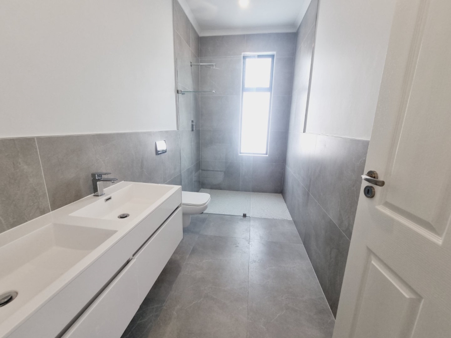 3 Bedroom Property for Sale in Sandown Western Cape